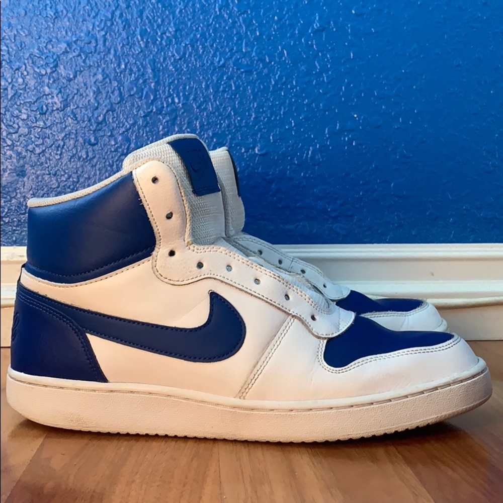 Nike white/Indigo force Ebernon Mid
